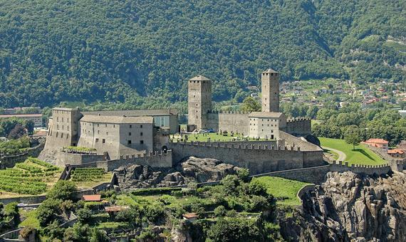 貝林佐納大城堡Bellinzona Castelgrande